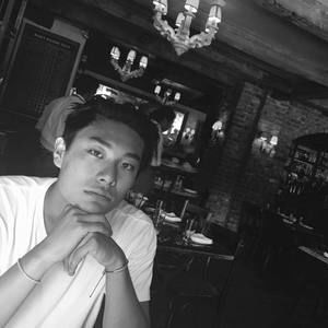 Meet your Posher, Adam